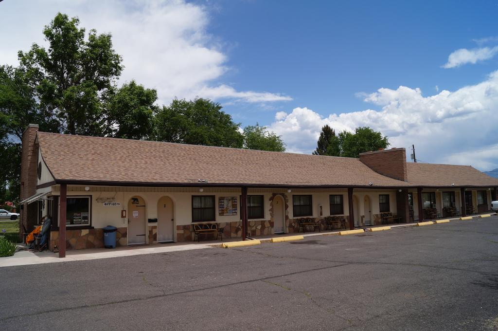 Canyon Lodge Motel Panguitch Exterior foto